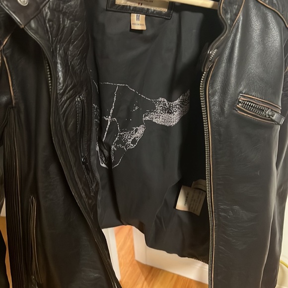 Wilson’s Leather Bomber - Medium in Black(looks brown) - Picture 3 of 7